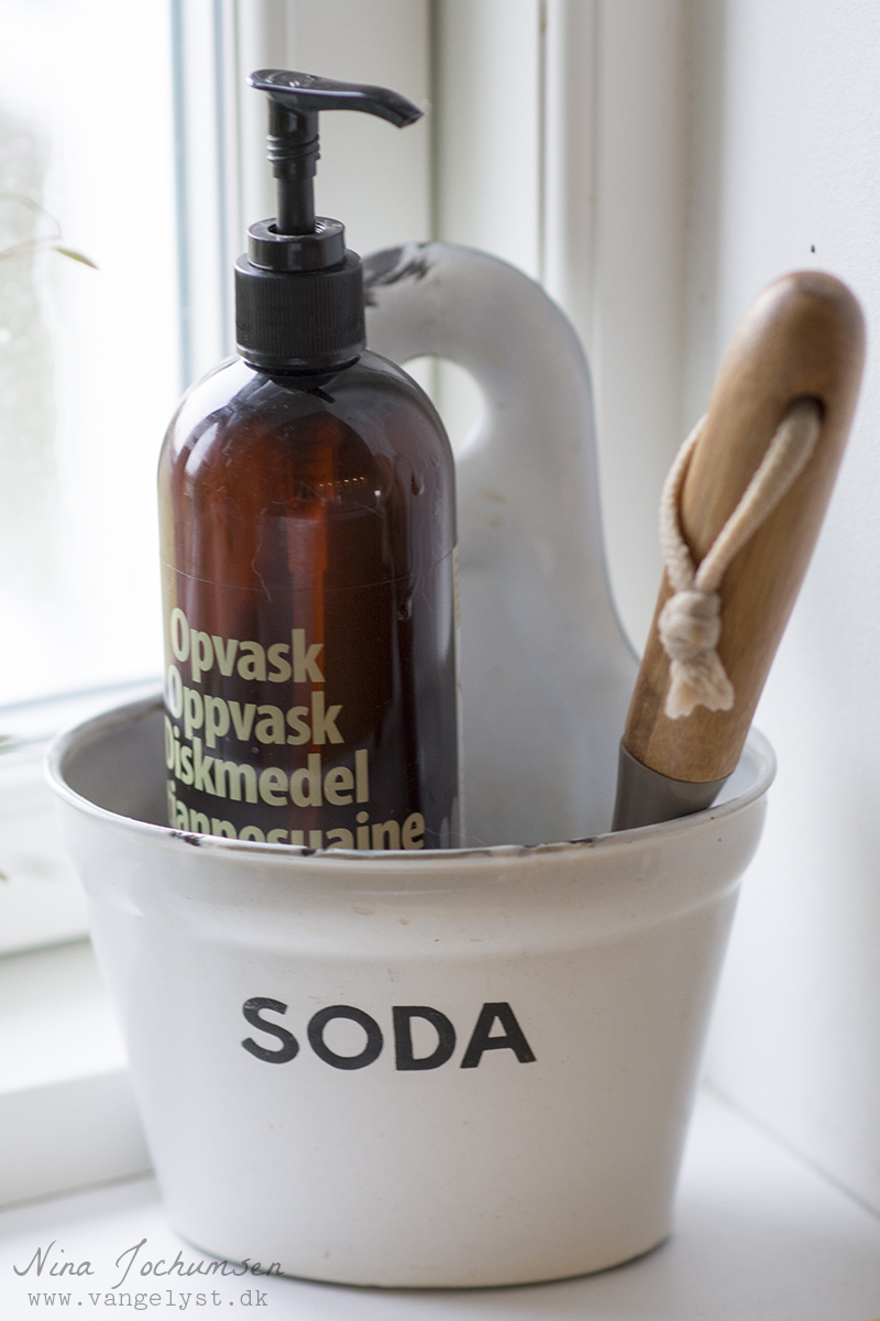 Soda emaljeskål til sæbe - www.vangelyst.dk